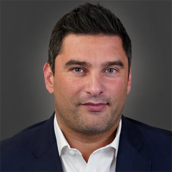 Justin Pethick Headshot opt Justin Pethick